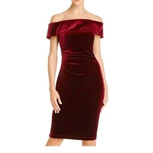 AQUA Women's Ruched Velvet Off Shoulder Cocktail Sheath Dress Burgundy Size 10